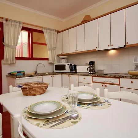 Angela Beach Place By Analodges Apartment *